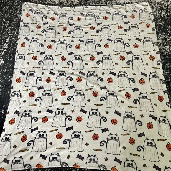 Blanket - Picture 3 of 3